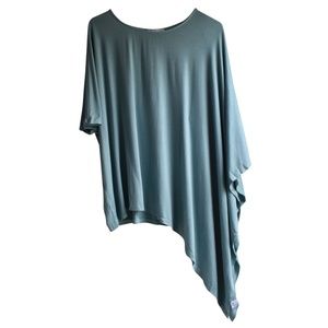 CLEARANCE❗Blue Asymmetrical Top - Small